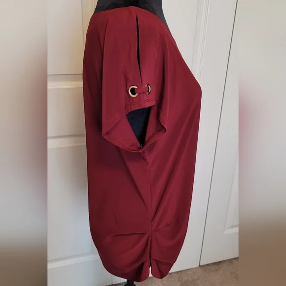 🔥2For$20 Lily Star Blouse Size Medium Dark Red Burgandy NEW - Picture 2 of 6
